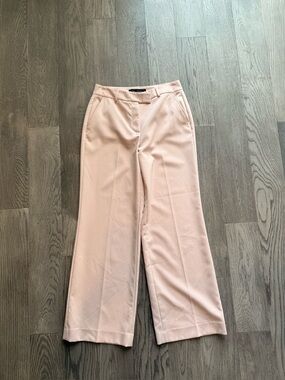 White House Black Market. Pink. 8P